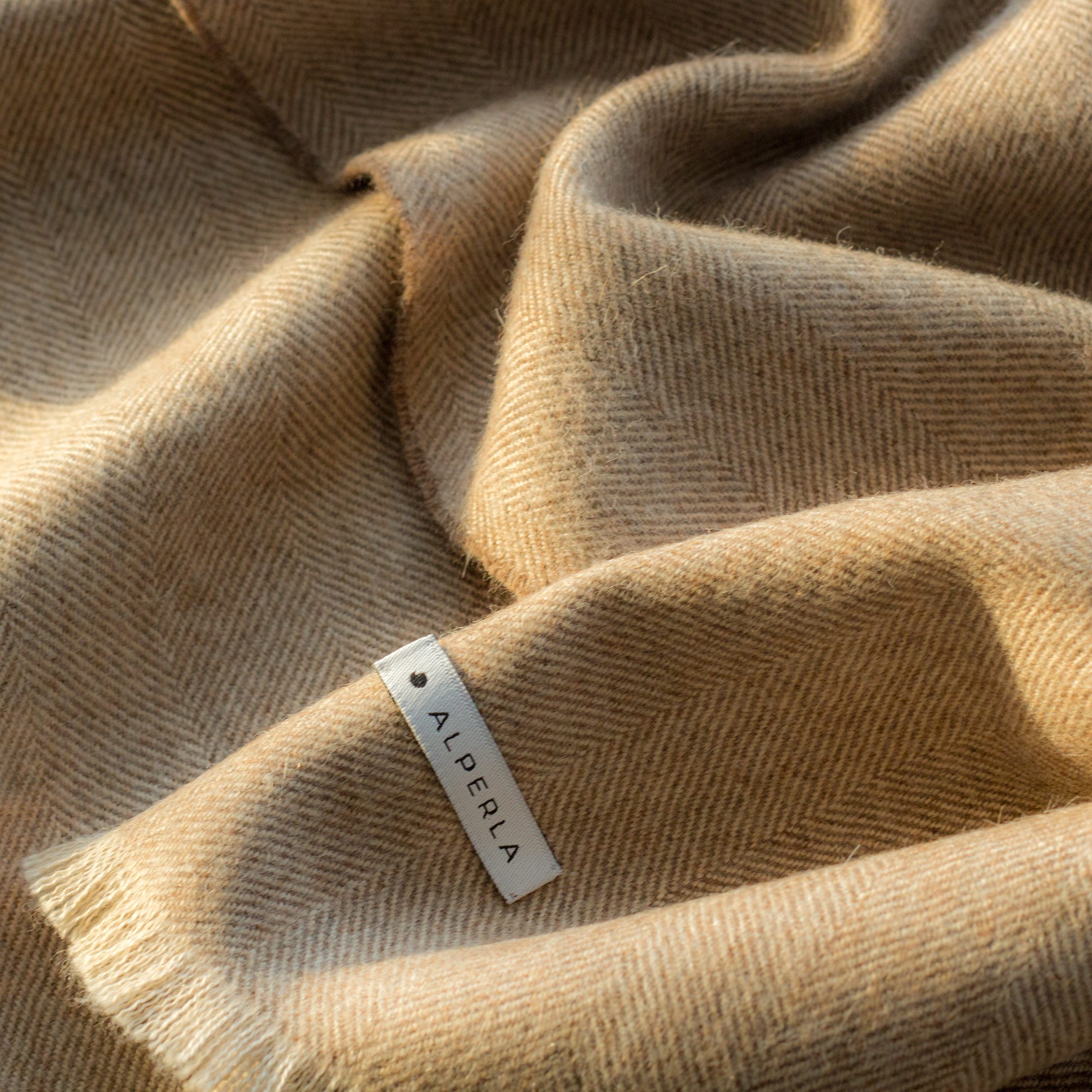 Szal z alpaki 100% cappuccino premium baby alpaca